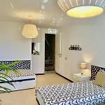 Apartman Elegant - Oceanview, Heated Pool *